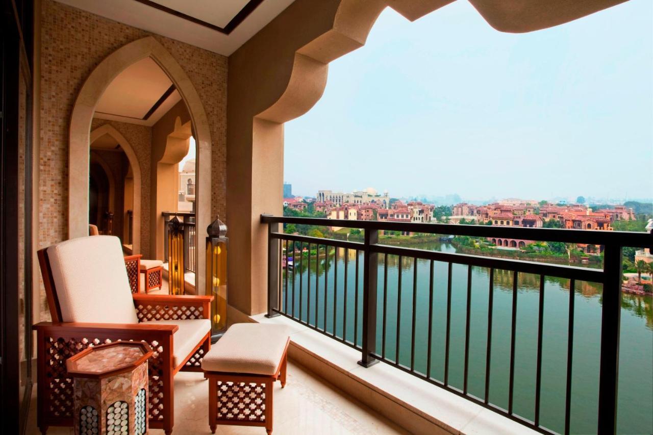 Sheraton Qingyuan Lion Lake Resort Buitenkant foto