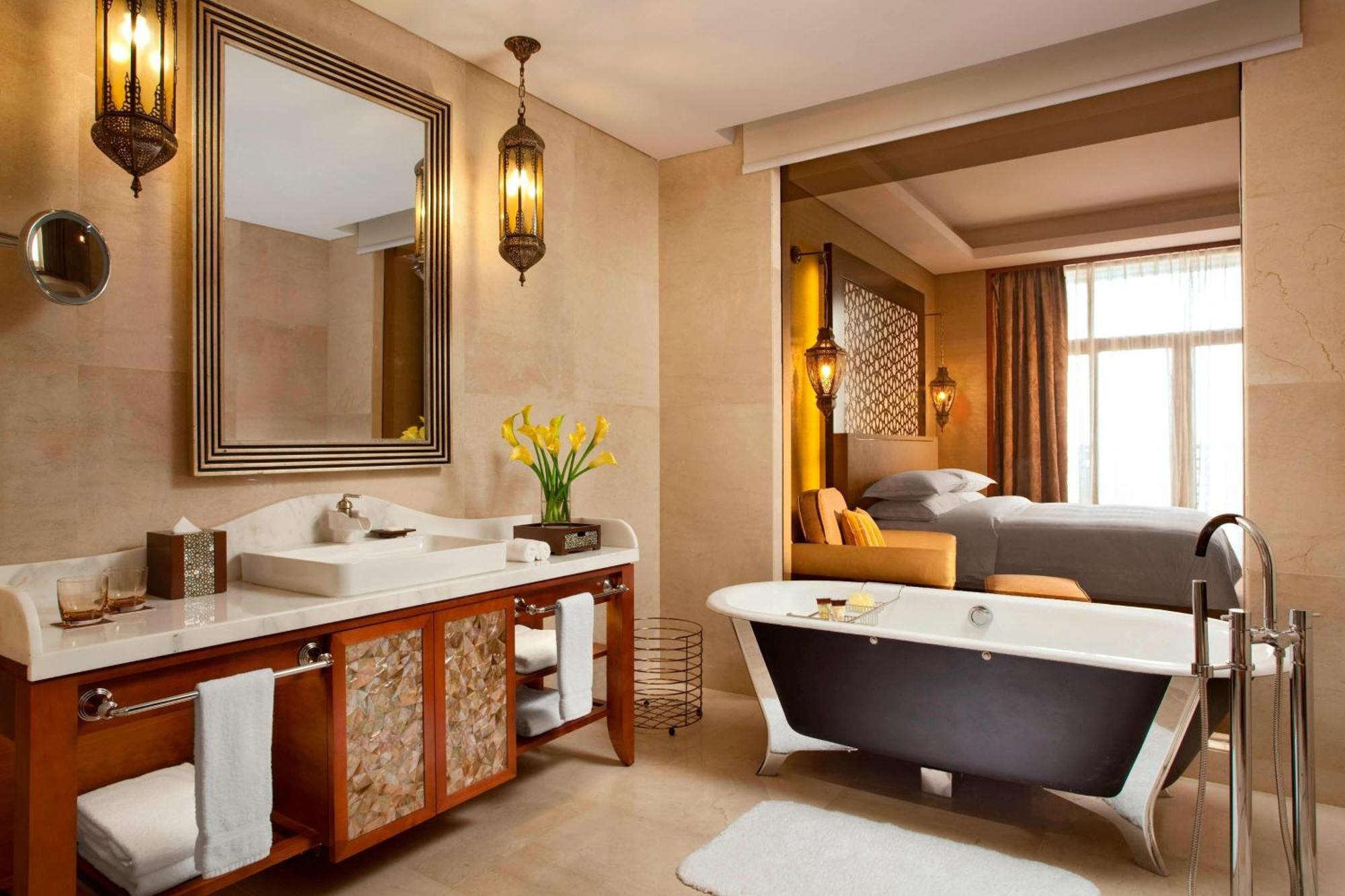 Sheraton Qingyuan Lion Lake Resort Buitenkant foto